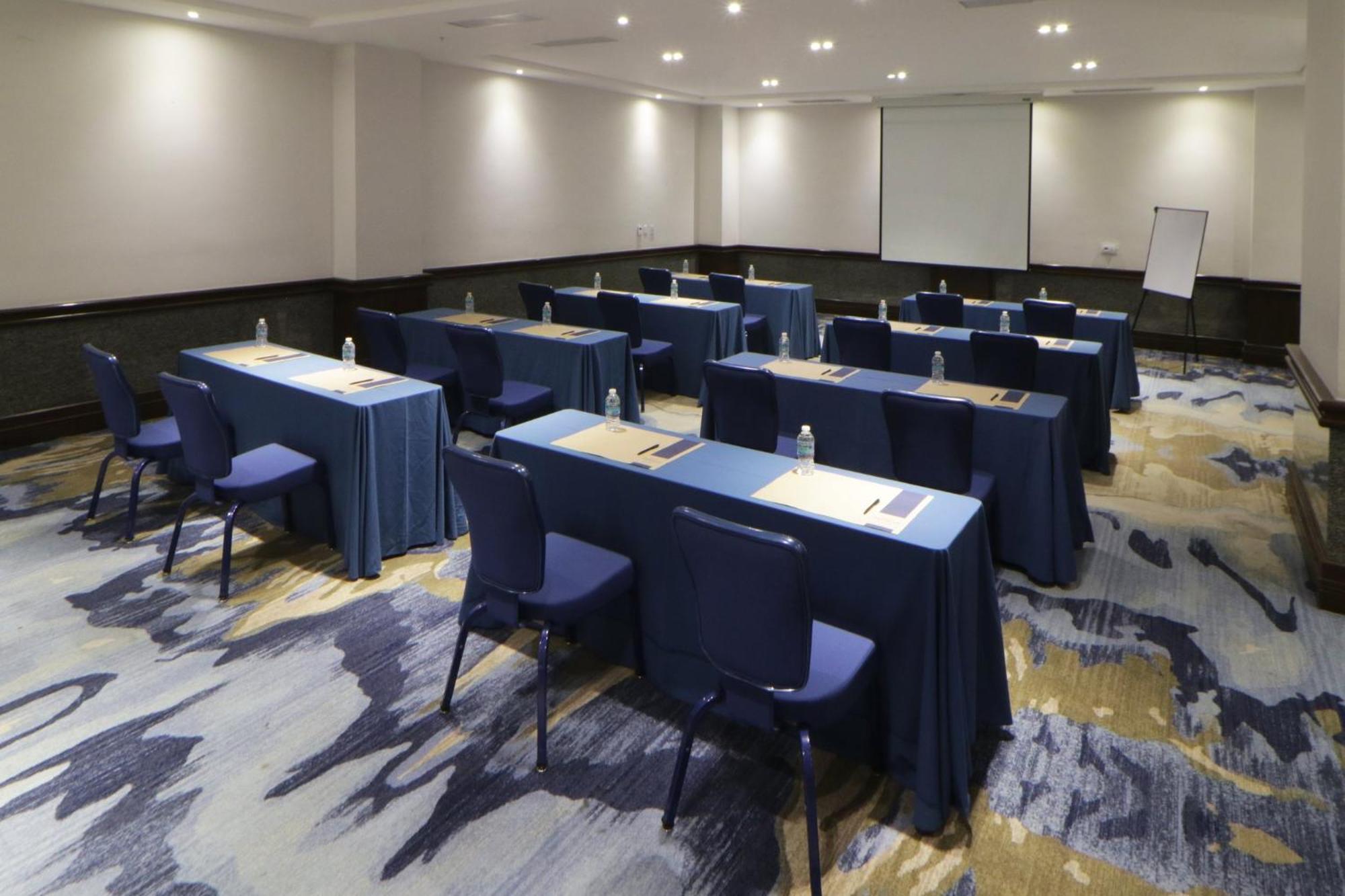 Hotel Indigo Guadalajara Expo By Ihg Ngoại thất bức ảnh