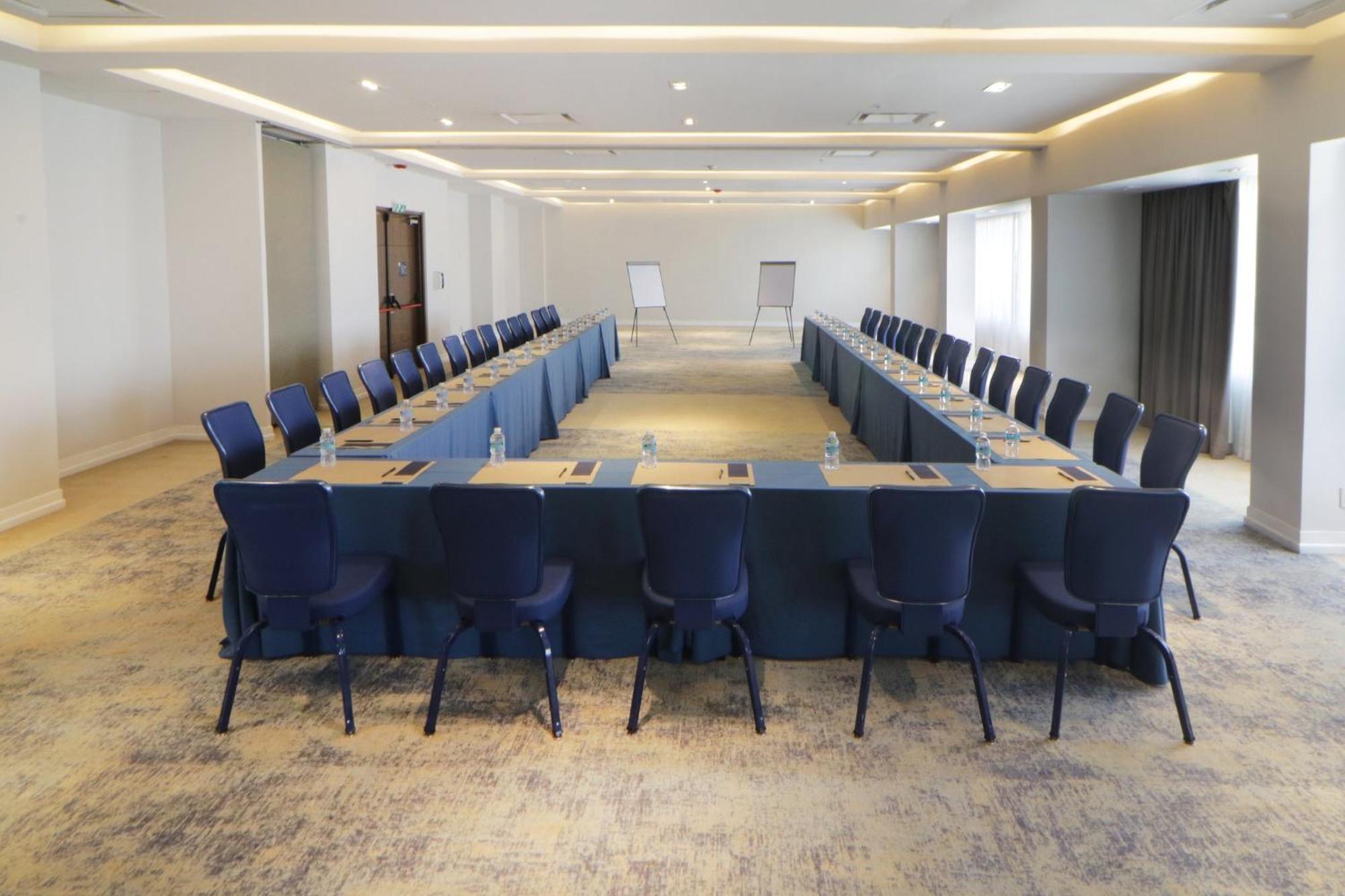 Hotel Indigo Guadalajara Expo By Ihg Ngoại thất bức ảnh
